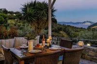 Villa Avaton με απίθανη θέα στη θάλασσα και στη χώρα της Σκοπέλου - 2-Star