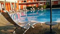 Italian Charm, Modern Elegance in Pizzo - piscina