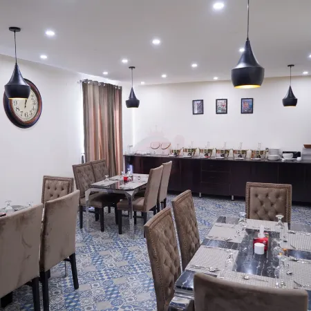 Hotel Elegant Executive Suites