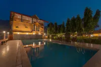 Summit Green Lake Tea Resort & Spa - Pools