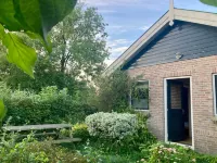 4-Person Fully Equipped Holiday House Aliya