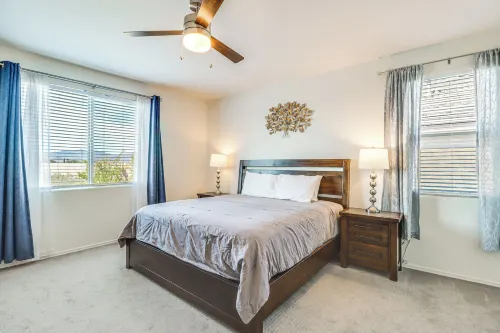 Extended-stay Tucson Escape w/ Office & EV Charger - 3-نجوم