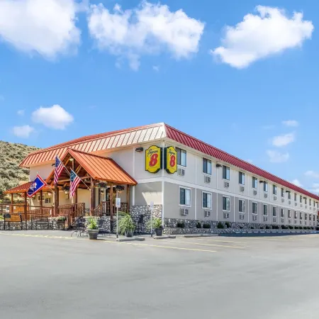Super 8 by Wyndham Cody