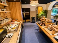 Hotel Les Treize Assiettes - Mont Saint-Michel Bay - 조식 운영