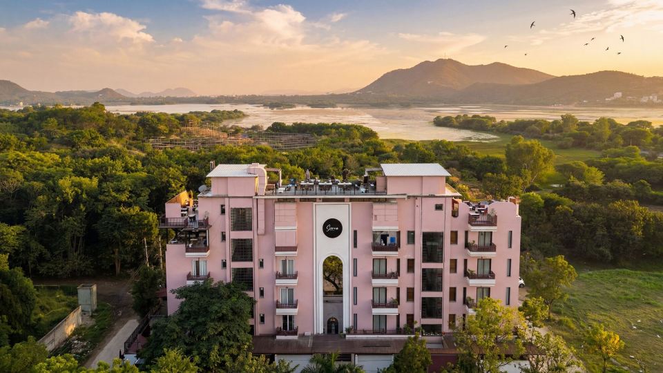 The Sierra - A Luxury Stay