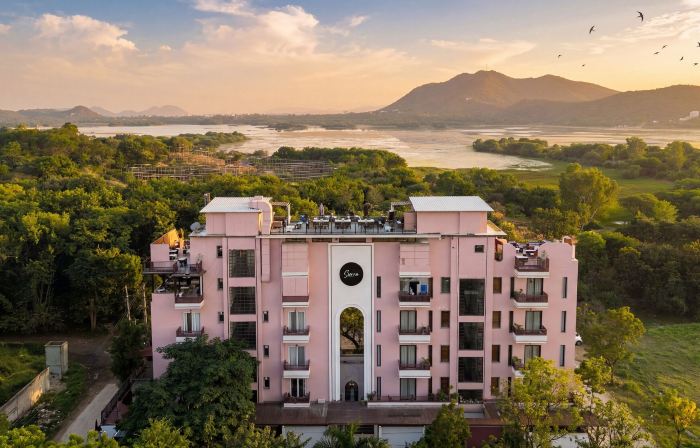 The Sierra - A Luxury Stay