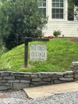 The Finch Cottage Charming 2-bedroom cottage  Historical District Mount Airy - 3-Star