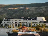 Acros Resort - 2-Star