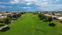 棕櫚與帕爾 by Avantstay 高爾夫景觀 + 露台燒烤 距印度泉幾分鐘(Palm & Par by Avantstay Golf Views + Patio BBQ Mins to Indian Wells) - 3 星級
