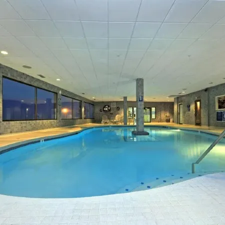 Promenade Inn & Suites Oceanfront
