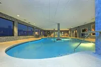 Promenade Inn & Suites Oceanfront - Pool