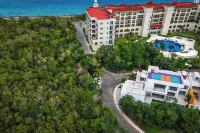 Luxury Villa w/ Pier and Beach, Resort Amenities - Villaer