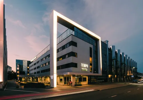 Tallink Express Hotel - ที่มีสระว่ายน้ำ