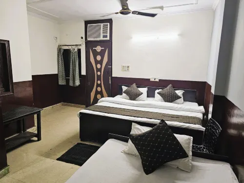 Hotel Deurali Deluxe -Nizamuddin  Rly St - Alloggi