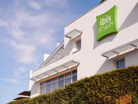 Ibis Styles Vannes Porte du Golfe - parking