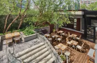 ModernHaus SoHo - Rooftop Pools