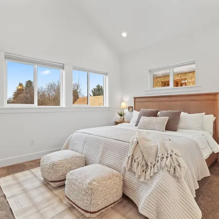 The Townhouse on Highland  – Near Greenbelt