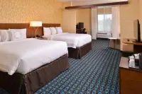 Fairfield Inn & Suites Farmington - parking