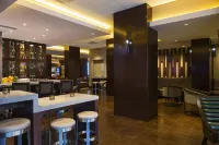 Calgary Marriott Downtown Hotel - بار