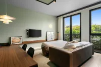 Residence Inn by Marriott Amsterdam Schiphol Airport - Airport Shuttle
