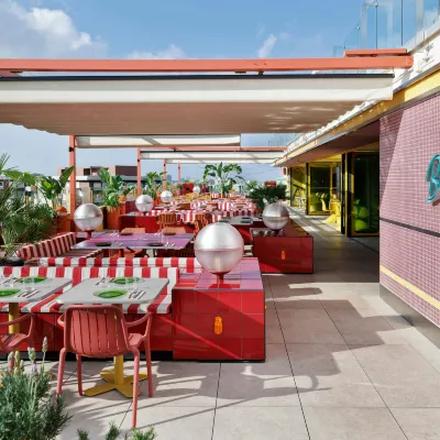 Moxy Barcelona Hotels near Plaza Espanya