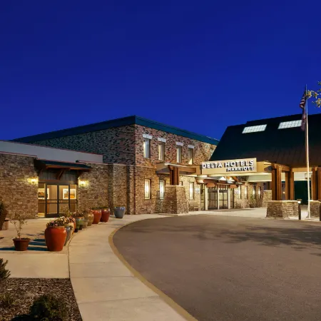 Delta Hotels Helena Colonial