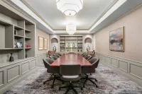 DoubleTree Suites by Hilton Raleigh - Durham - parking