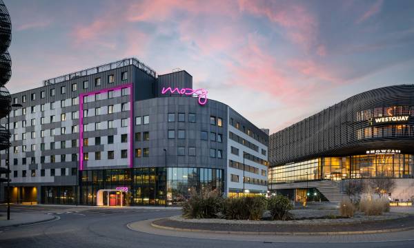 Moxy Southampton