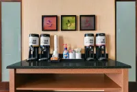 Hampton Inn Deming - breakfast