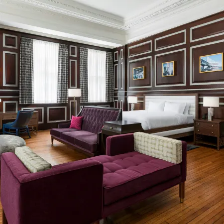 Hampton Inn & Suites Baltimore-Inner Harbor