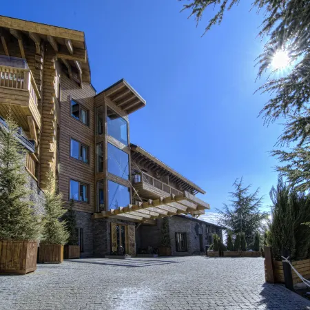 El Lodge, Ski & Spa