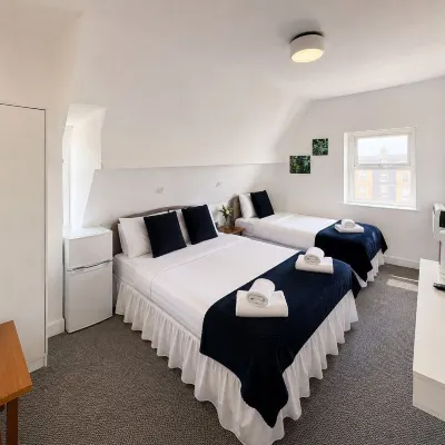 Alexandra Hotel Hotels near شاطئ بلاكبول سنترال (Blackpool Central Beach)