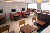 TownePlace Suites Midland South/I-20 - Aamiainen