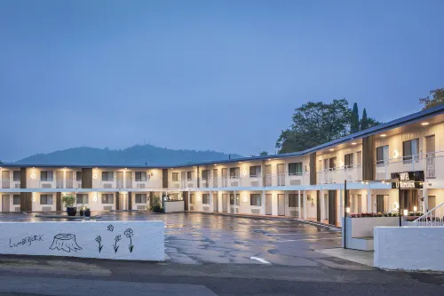 Hotel Lumberjack - Pysäköinti