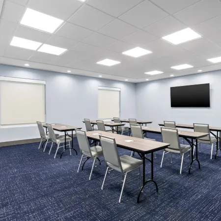 Holiday Inn Express & Suites CHOCTAW - OKLAHOMA CITY EAST by IHG