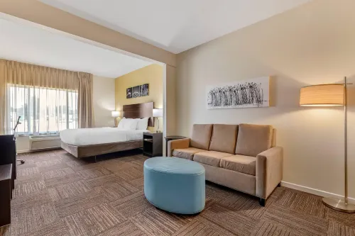 Sleep Inn & Suites - parkir