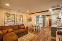 Cozy 2 Br, 2 BA Cottage in Downtown Dahlonega! - 3-Star
