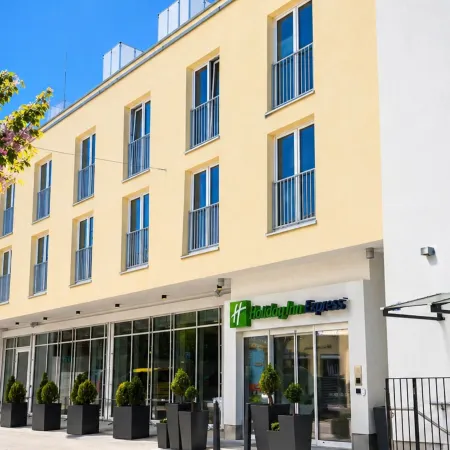 Holiday Inn Express MUNICH AIRPORT - ERDING by IHG