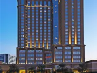 Sheraton Mall of The Emirates Hotel, Dubai Hotels near Nestlé UAE
