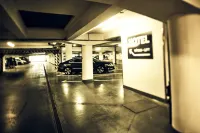 Hotel International Brno - parking