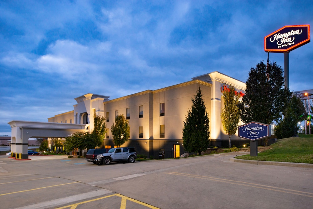 Hampton Inn Kansas City Northeast