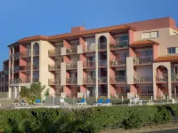 Mer and Golf Apart-Hotel Hotels near Eglise Saint-Leon.