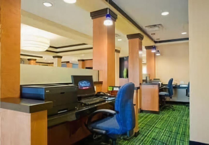 Fairfield Inn & Suites by Marriott Commerce