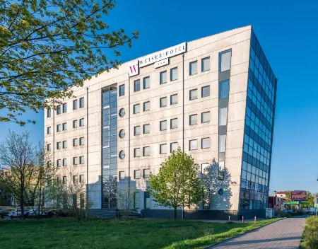 Weiser Hotel Отели рядом с достопримечательностью «Archive Wroclaw University of Technology»