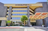 DoubleTree by Hilton Phoenix North Hotels in North Mountain