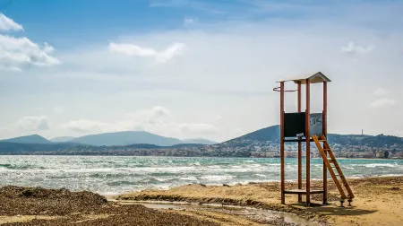 The Mirador Boutique Villa with Scenic Sea View