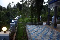 4 Bedroom Villa with Balcony Mountain View