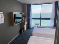 Henn na Resort＆Spa Kansai Airport โรงแรมในยูระ