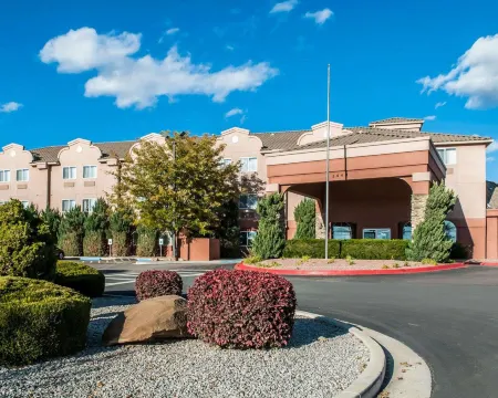 Comfort Inn Gallup I-40 Exit 20 Отели рядом с достопримечательностью «Navajo Code Talkers Museum»