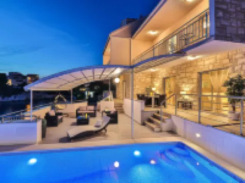 Villa Antonija 羅戈茲尼察酒店